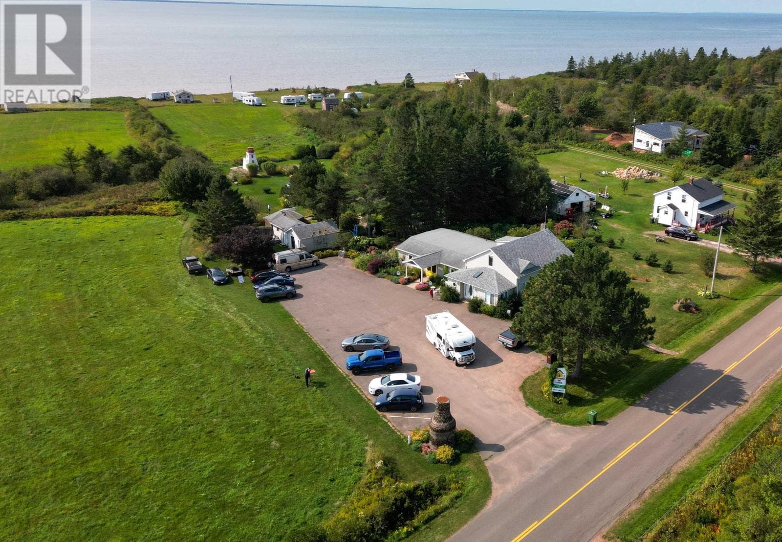 6891 11 Route — main photo