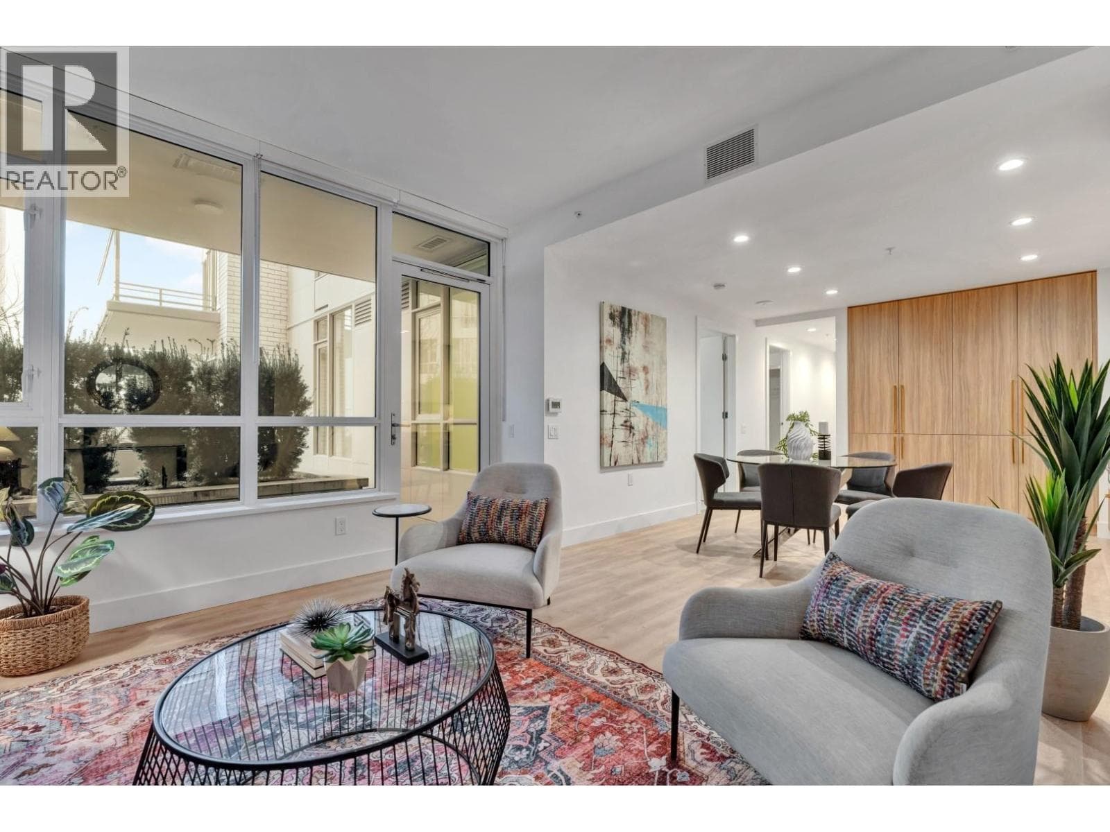 105 2325 EMERY COURT — photo 3