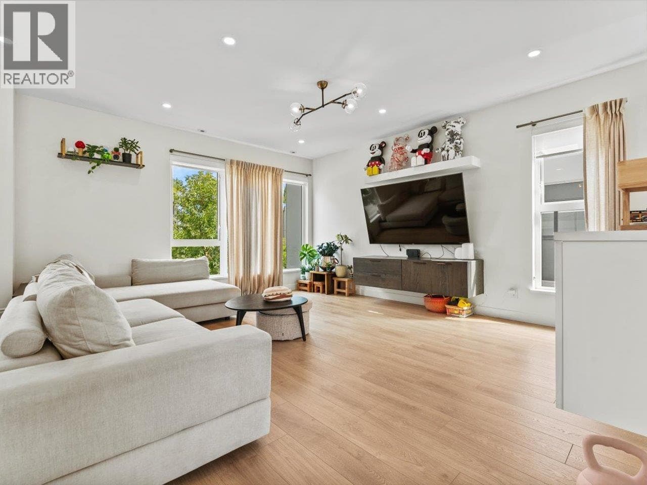 66 3597 MALSUM DRIVE — main photo