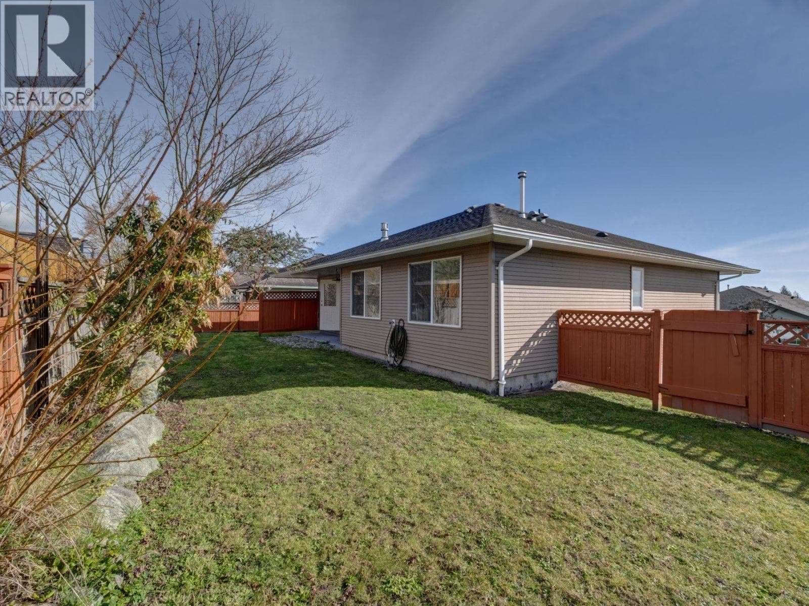 5683 EMILY WAY — photo 2