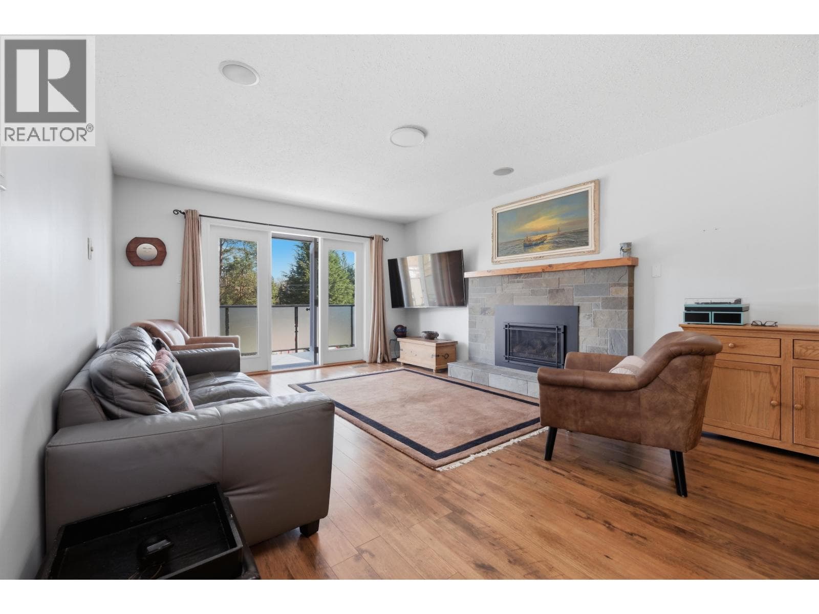 1911 DEEP COVE ROAD — photo 3