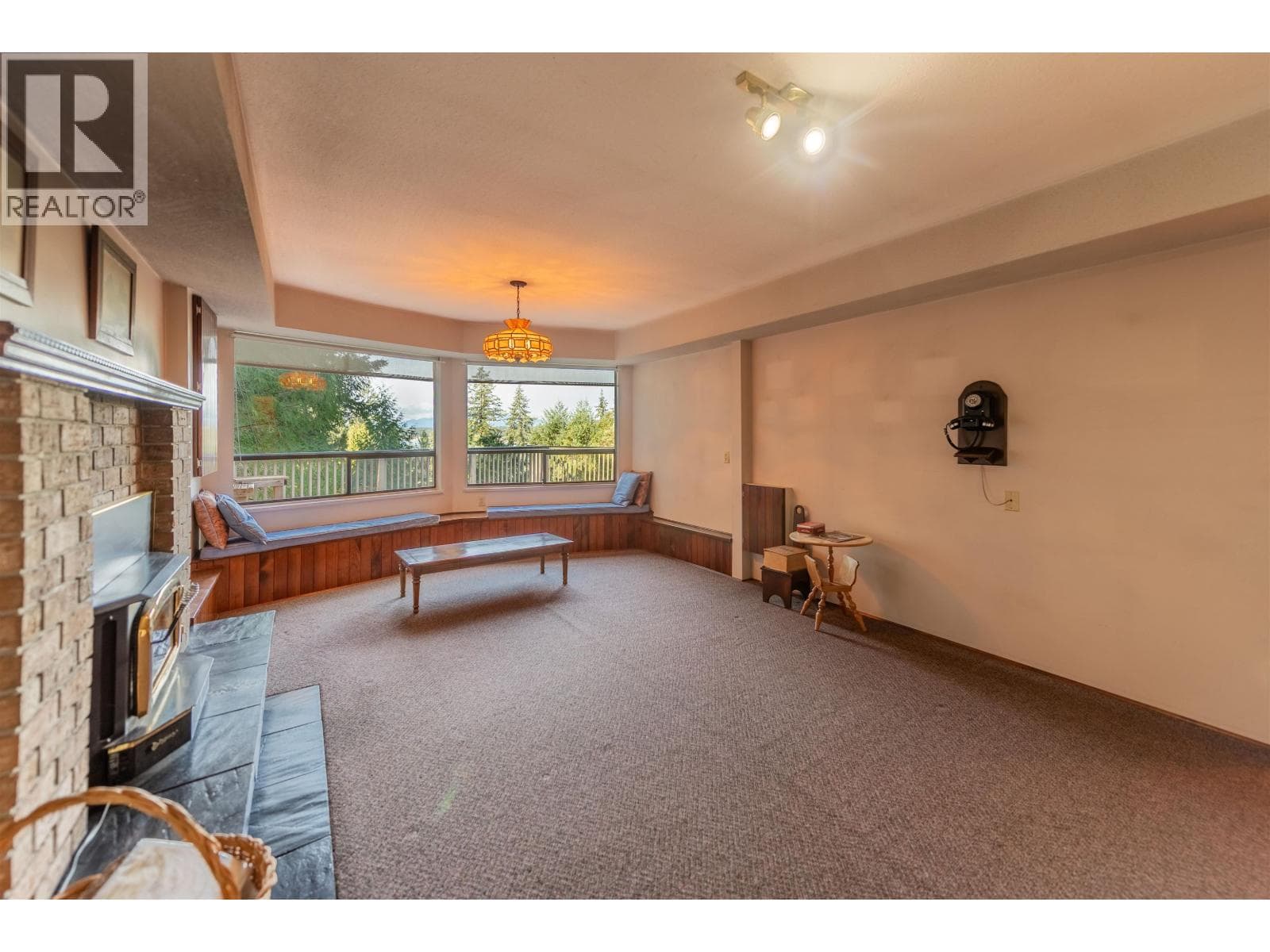 8846 REDROOFFS ROAD — photo 3