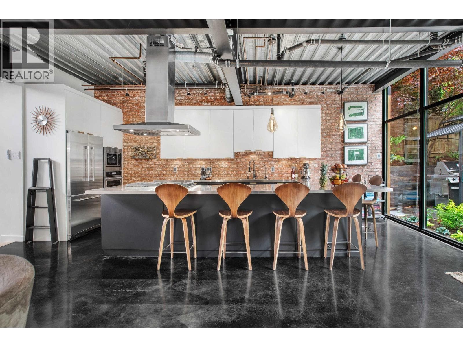 1777 DEEP COVE ROAD — photo 3