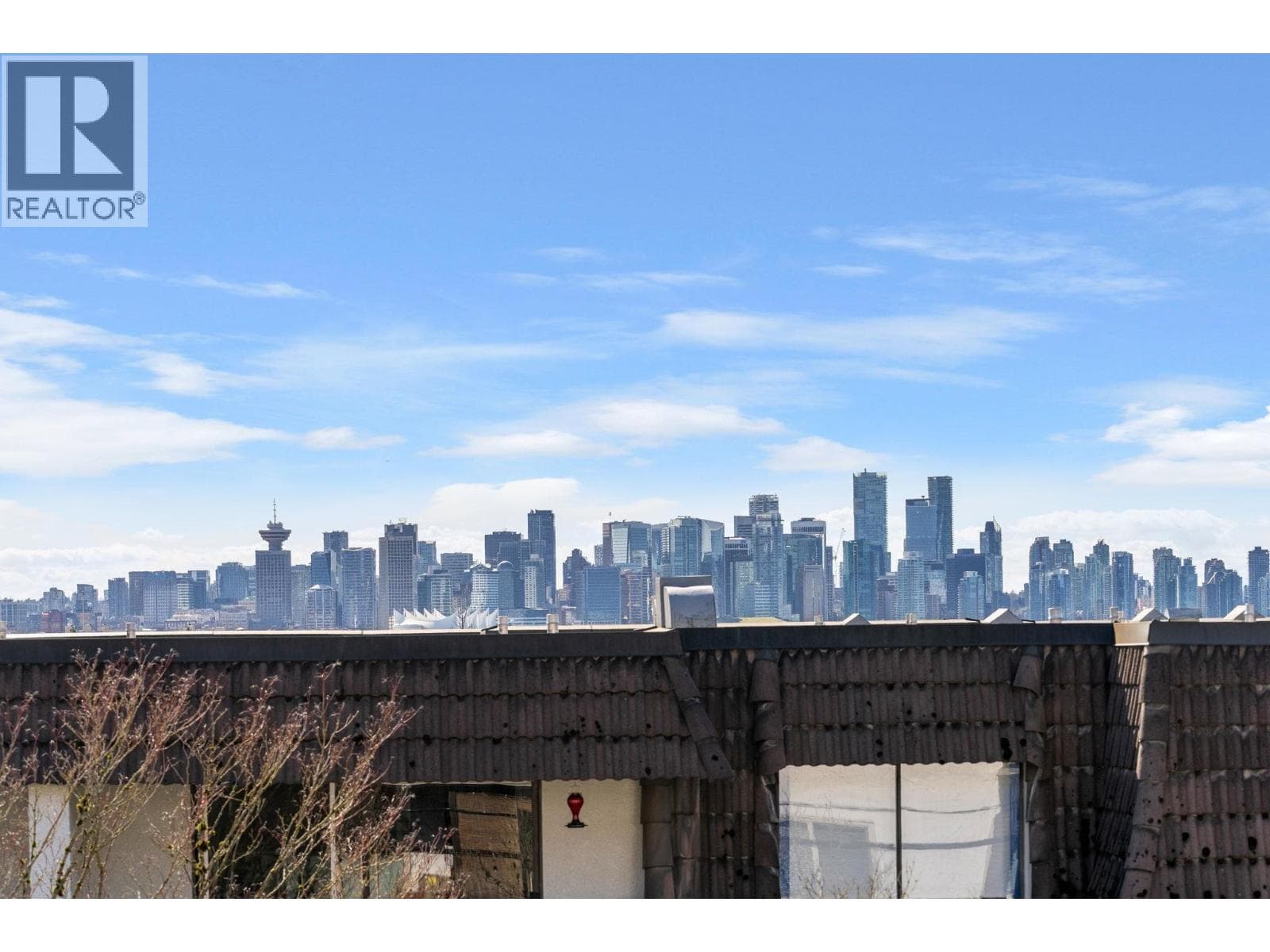 201 225 W 3RD STREET — main photo