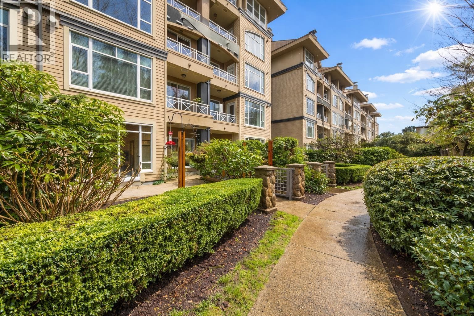 211 3600 WINDCREST DRIVE — photo 3