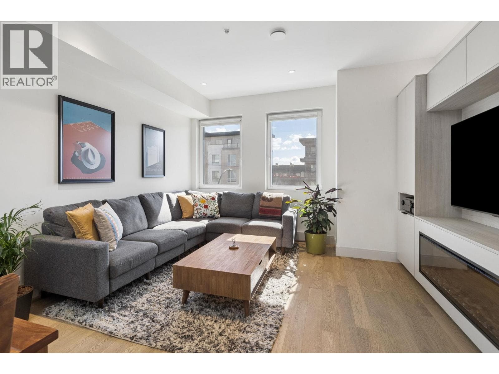 2 632 E 3RD STREET — main photo