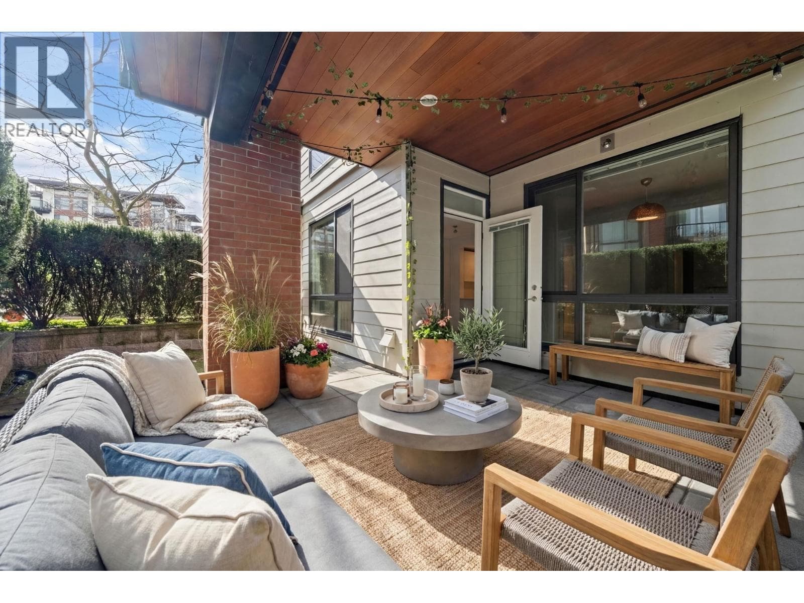 107 733 W 3RD STREET — main photo