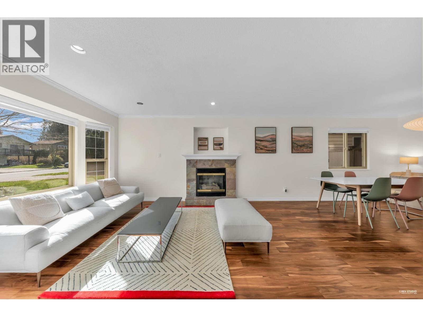 3265 CHAUCER AVENUE — photo 2