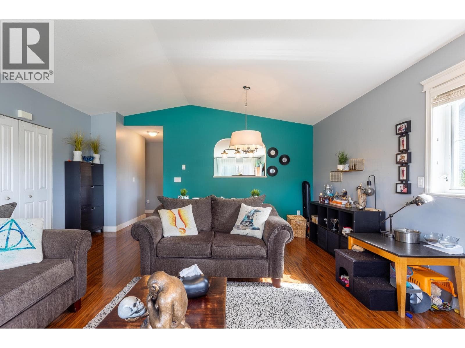 5708 LOUISE WAY — photo 3