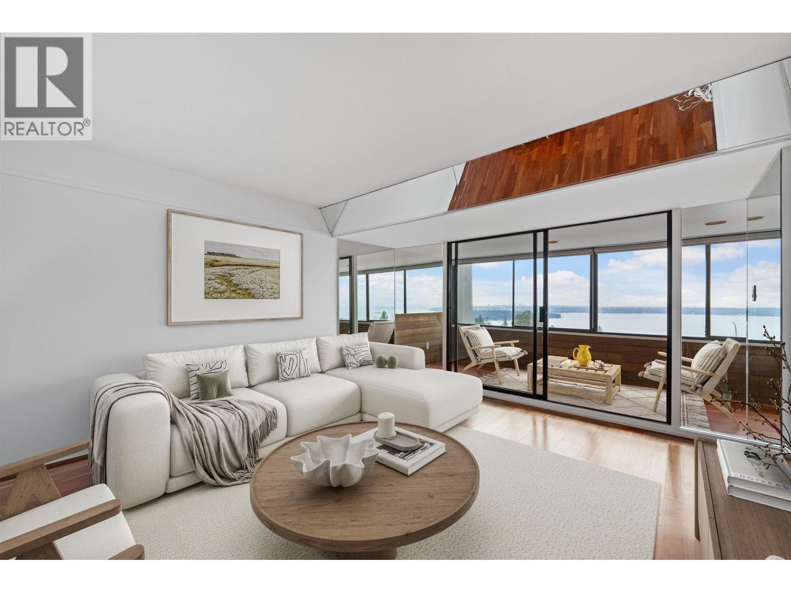 63 2212 FOLKESTONE WAY — main photo