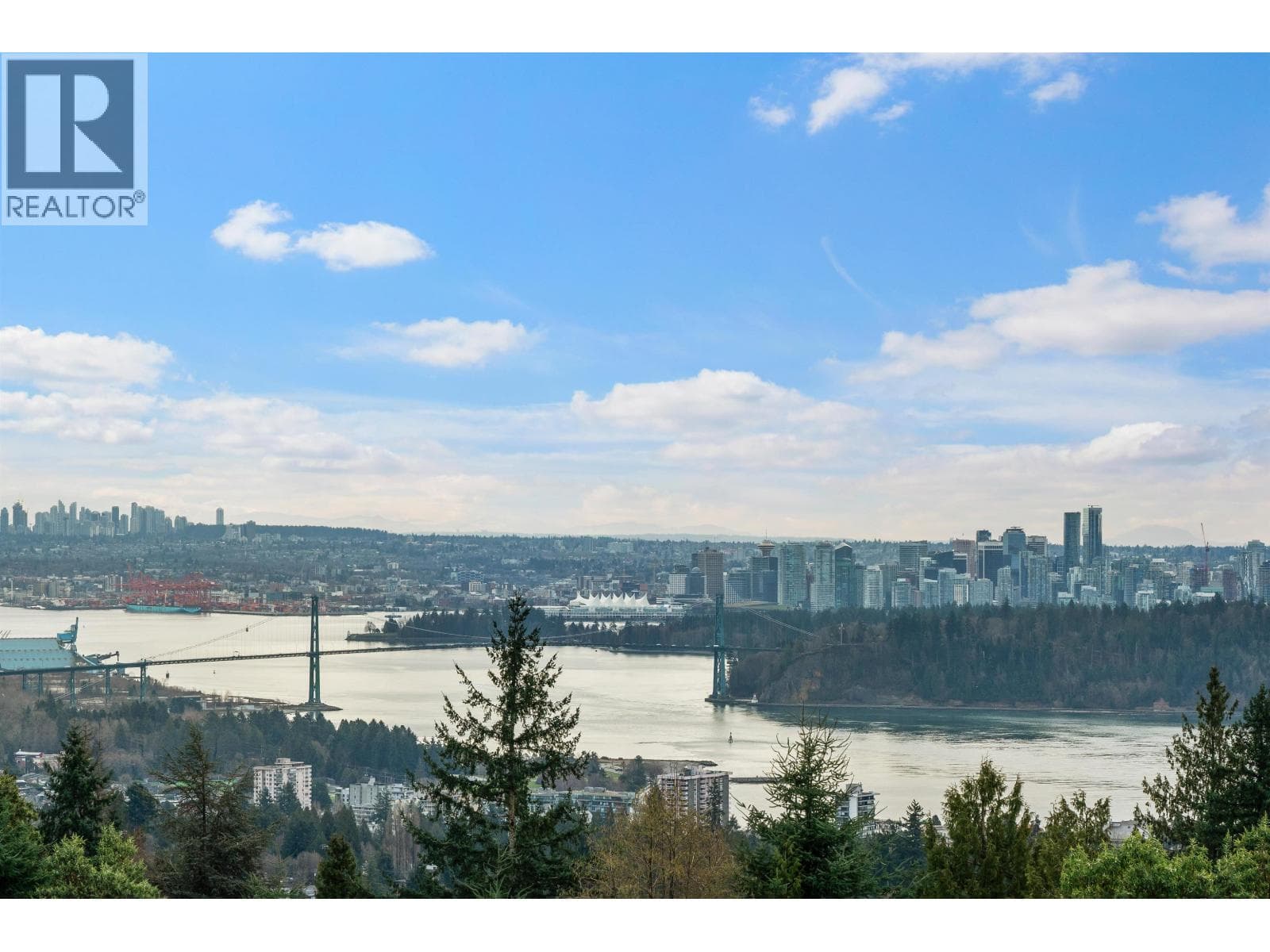 63 2212 FOLKESTONE WAY — photo 2