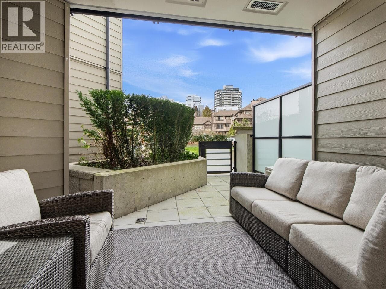 118 108 E 8TH STREET — main photo