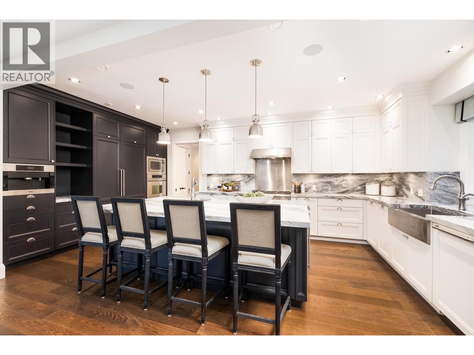 3850 ST. MARYS AVENUE — main photo