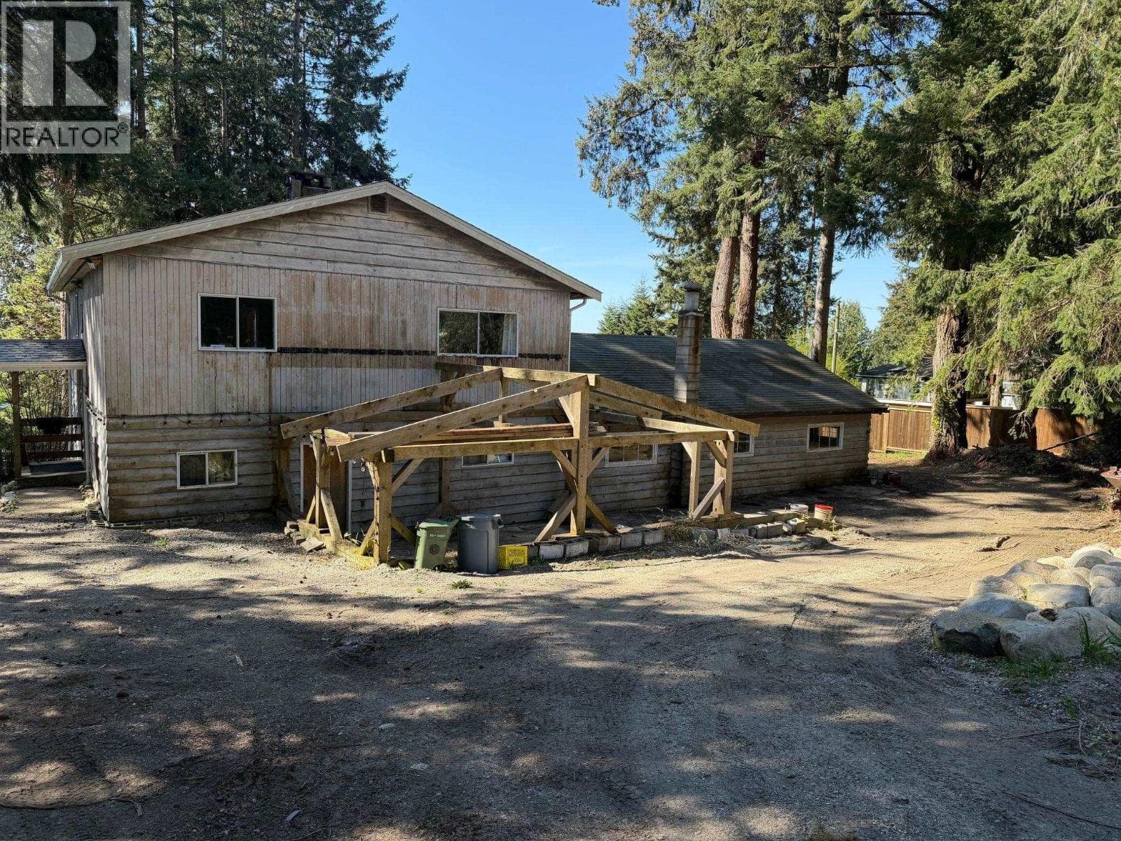 2405 MILLINER ROAD — photo 3