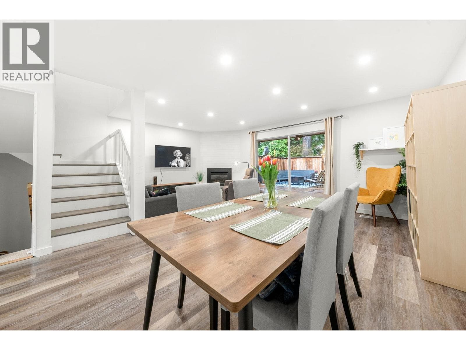 2315 MOUNTAIN HIGHWAY — photo 3