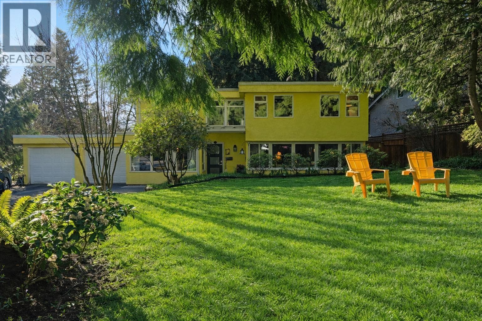 540 EVERGREEN PLACE — photo 2