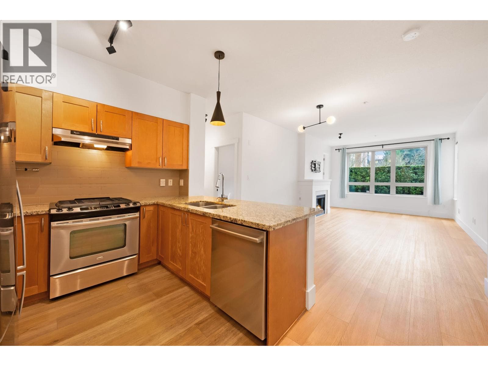 103 1111 E 27TH STREET — main photo