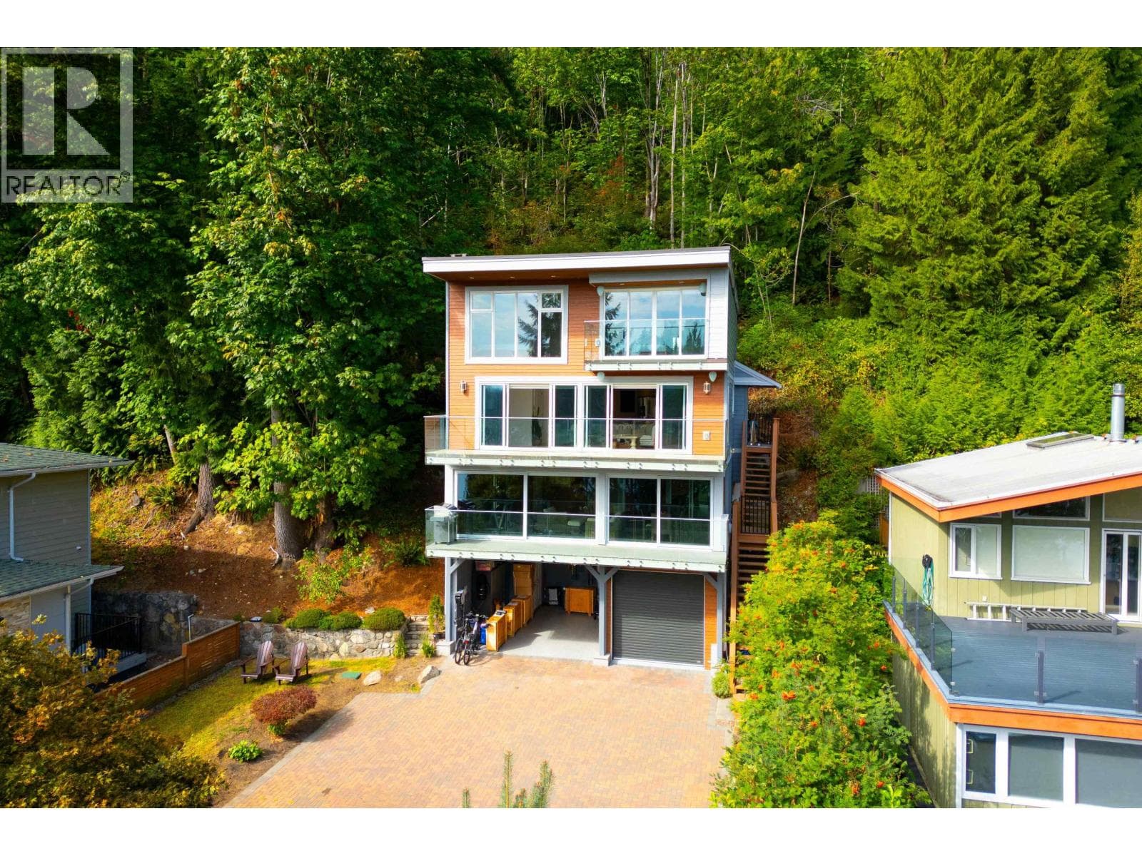 2867 PANORAMA DRIVE — photo 3