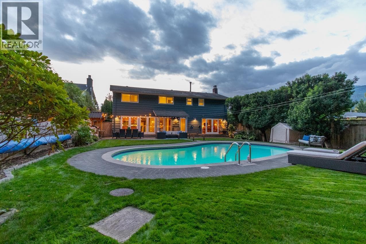 2864 BUSHNELL PLACE — main photo