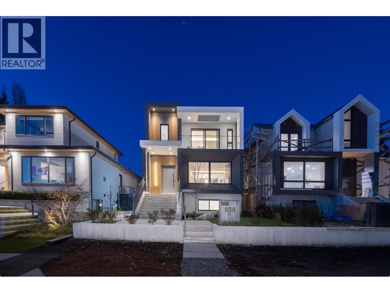 838 E 14TH STREET — photo 2