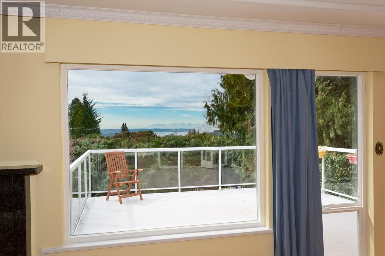 647 BLUERIDGE AVENUE — main photo