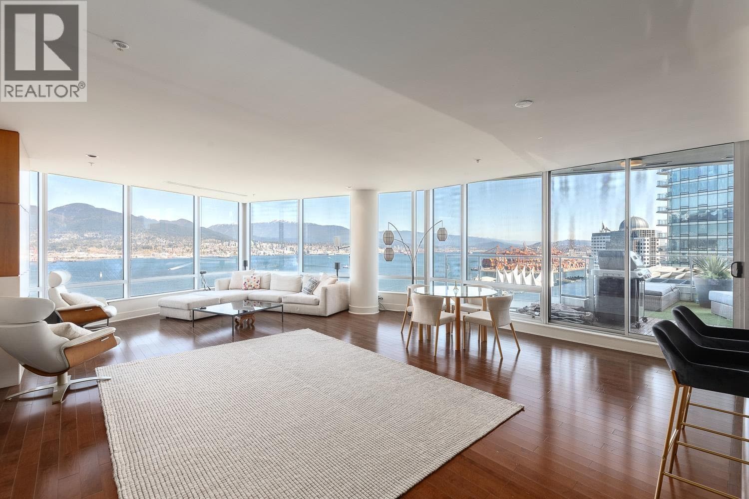 2001 1077 W CORDOVA STREET