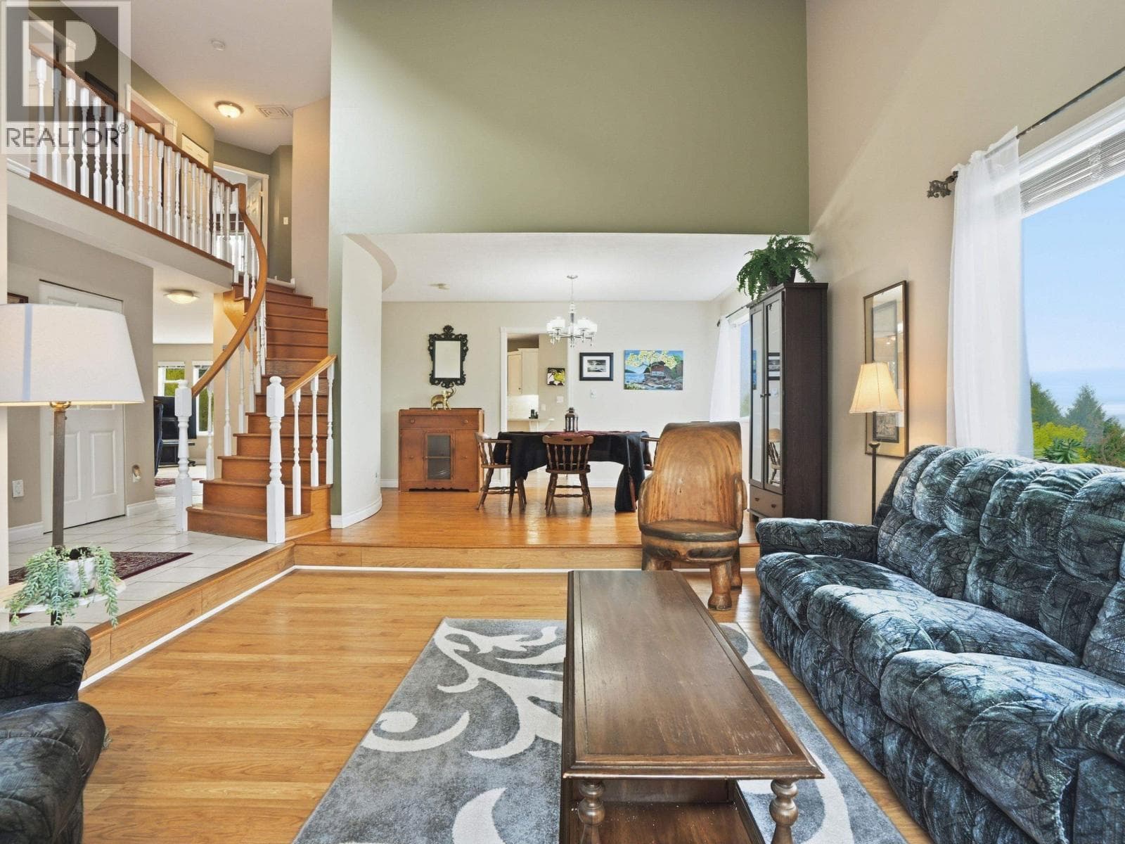 1481 SHAUGHNESSY PLACE — photo 2