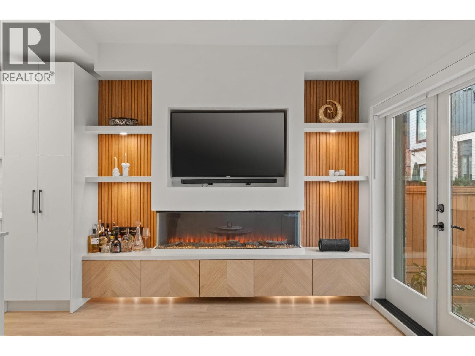 137 535 E 2ND STREET — photo 3