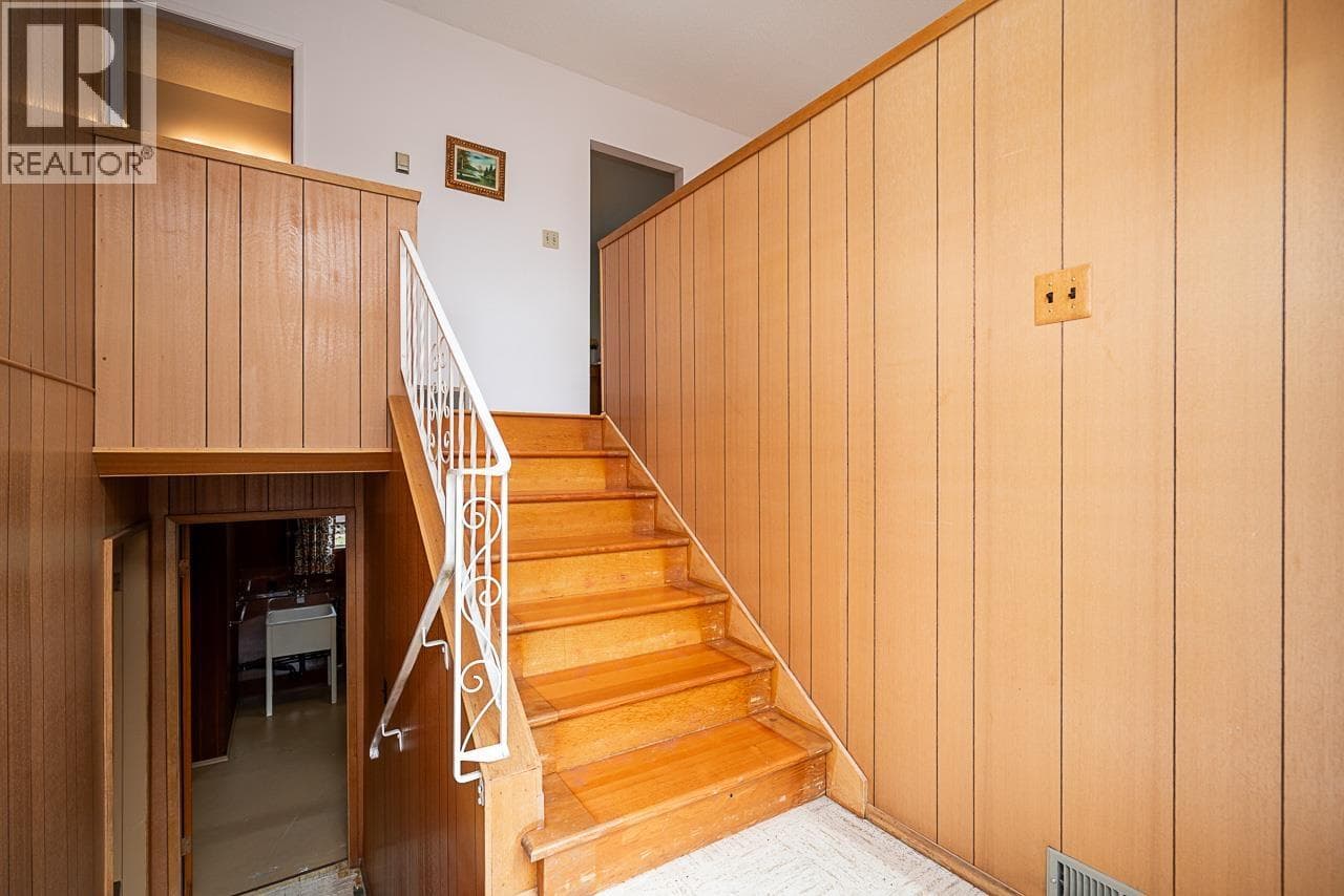 1634 ROSS ROAD — photo 3