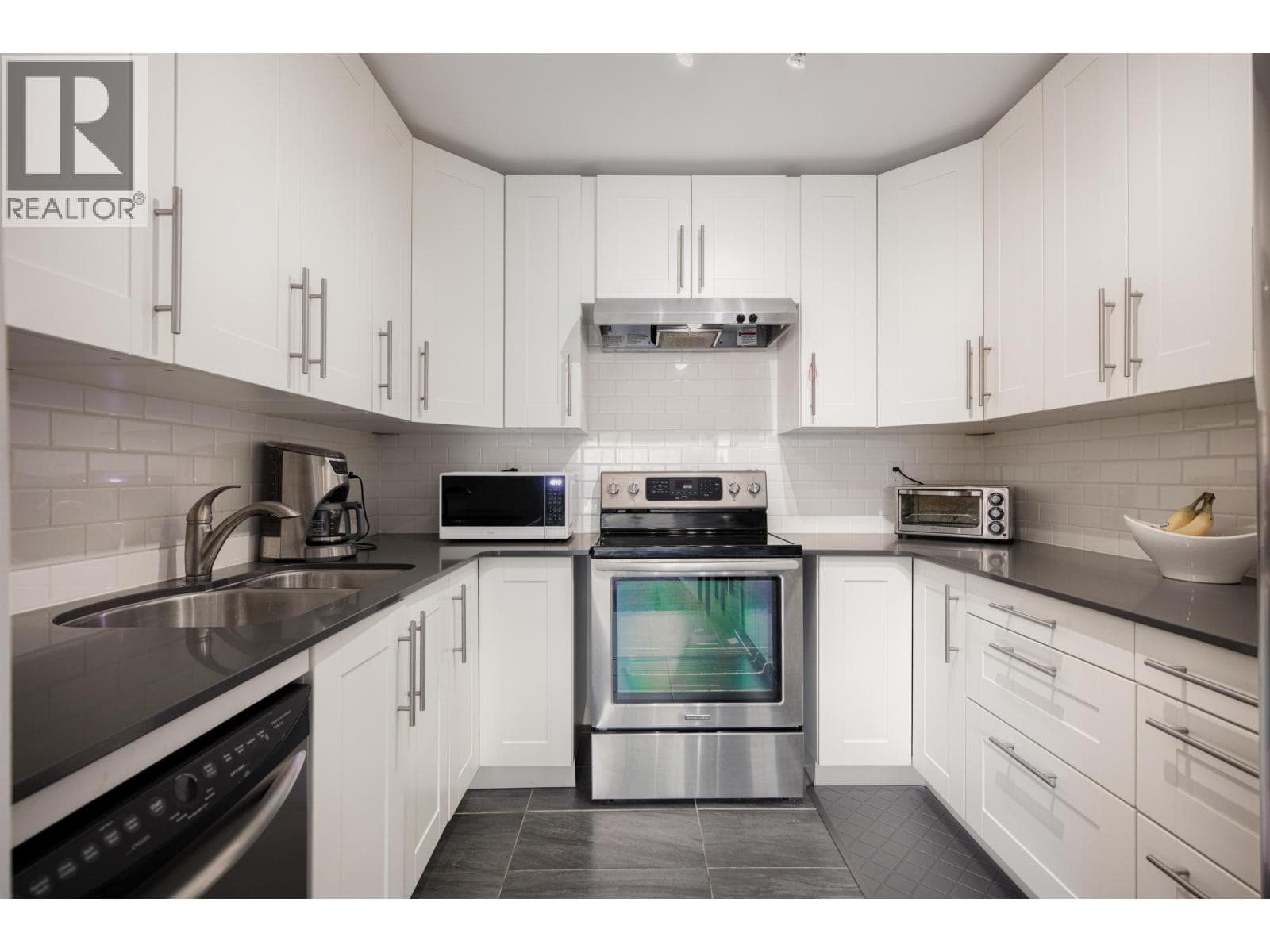 215 251 W 4TH STREET — main photo