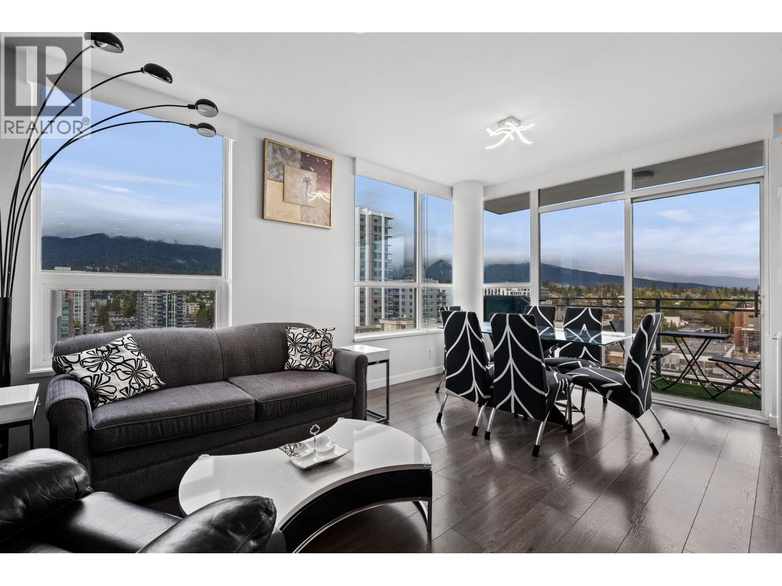 1509 125 E 14TH STREET — main photo