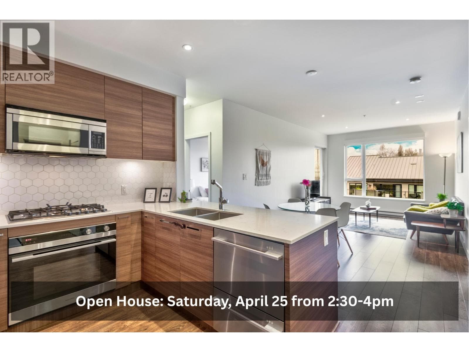 402 1061 MARINE DRIVE — main photo