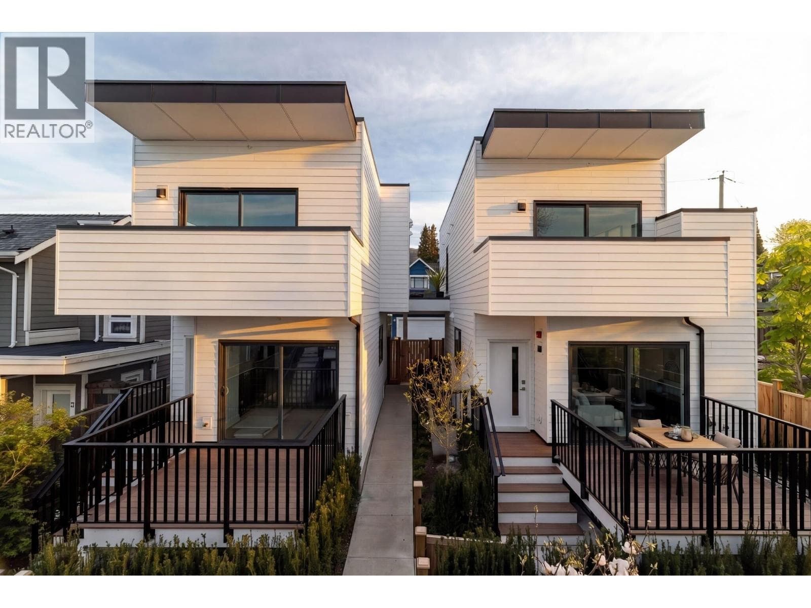 1 328 W 14TH STREET — main photo