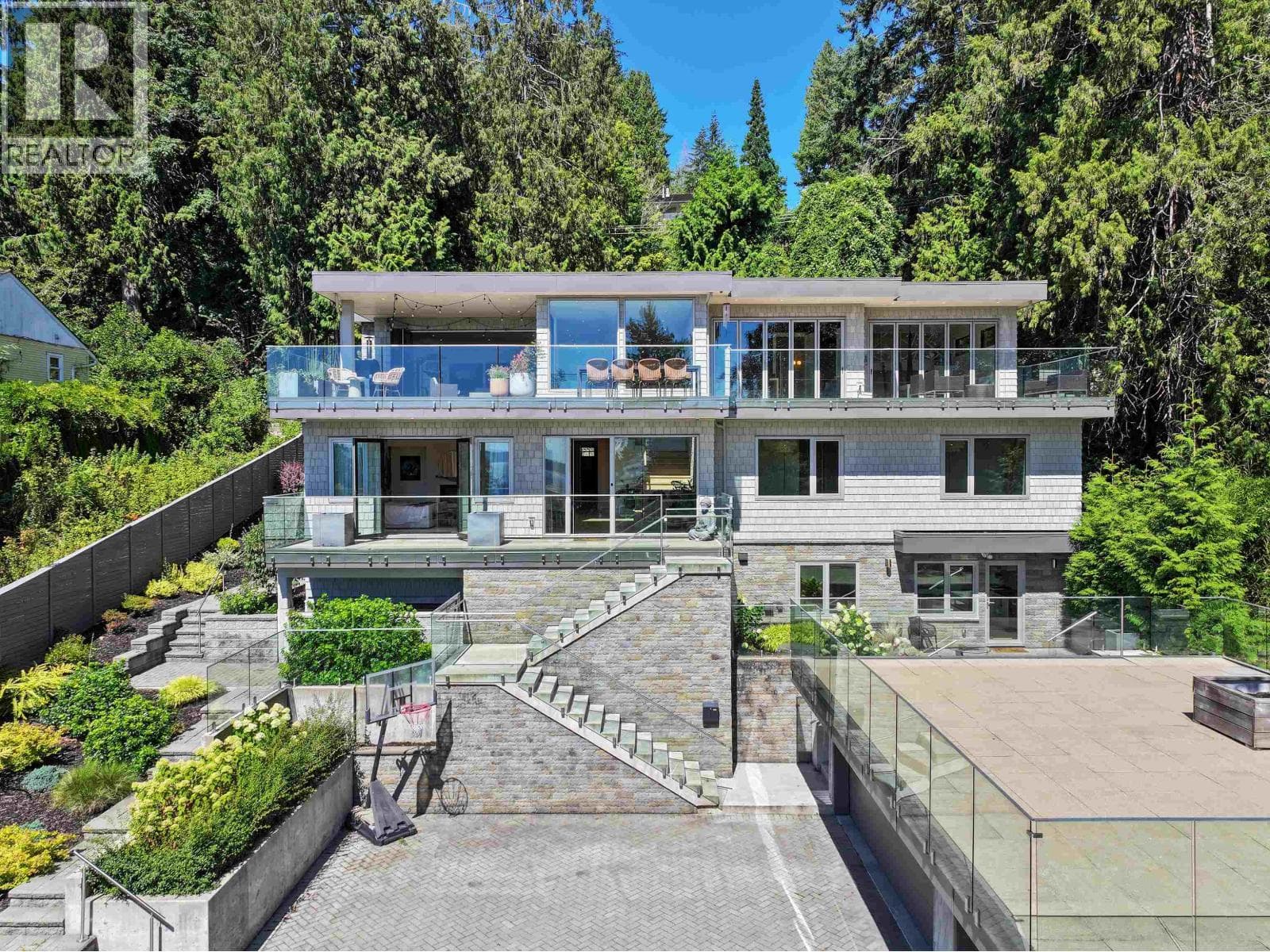 4701 PICCADILLY SOUTH ROAD — main photo