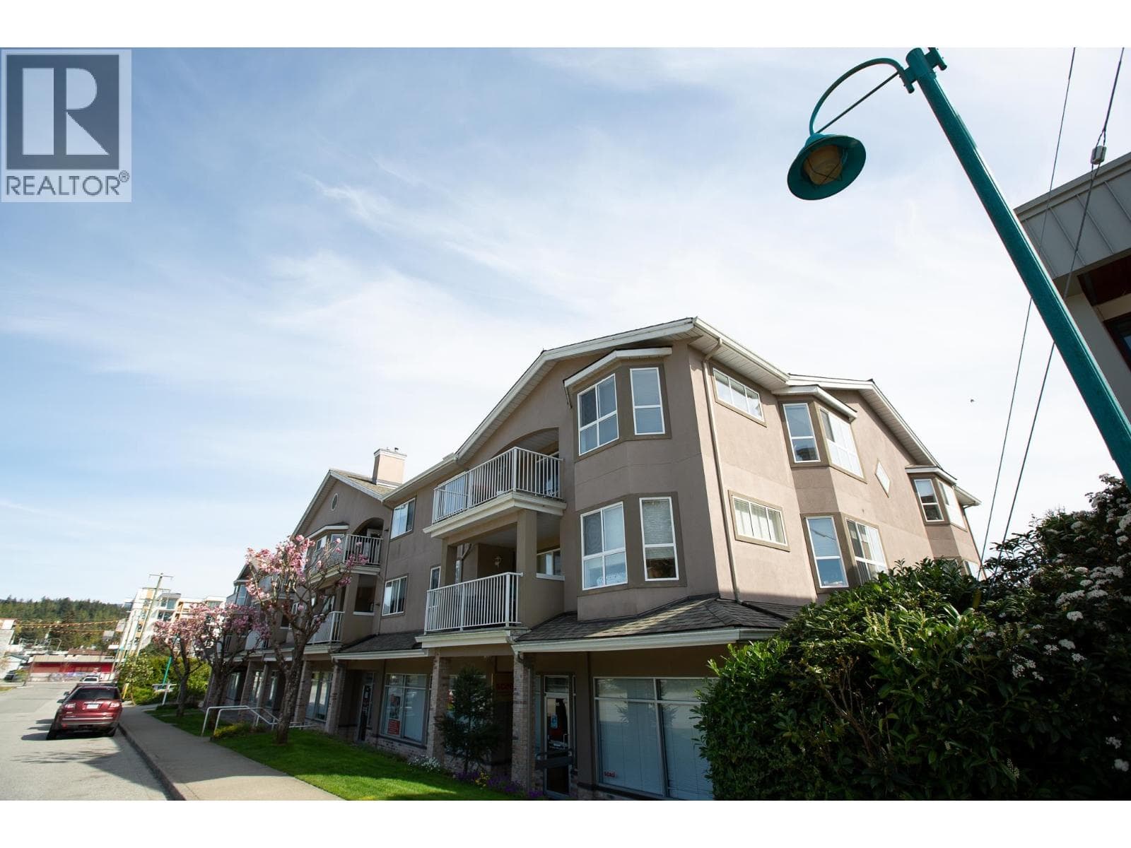 307 5711 MERMAID STREET — photo 2