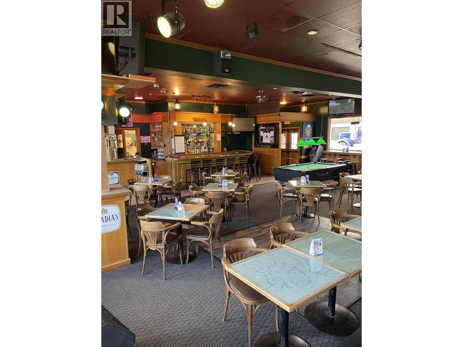 1901 POWELL STREET — photo 3