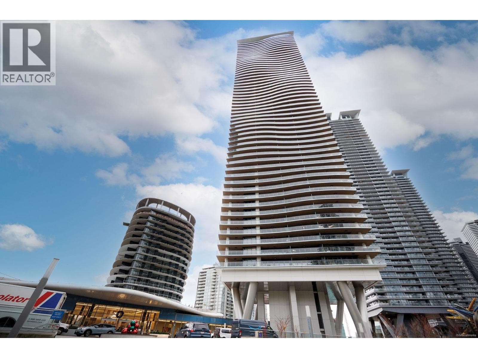 3901 4880 LOUGHEED HIGHWAY — main photo