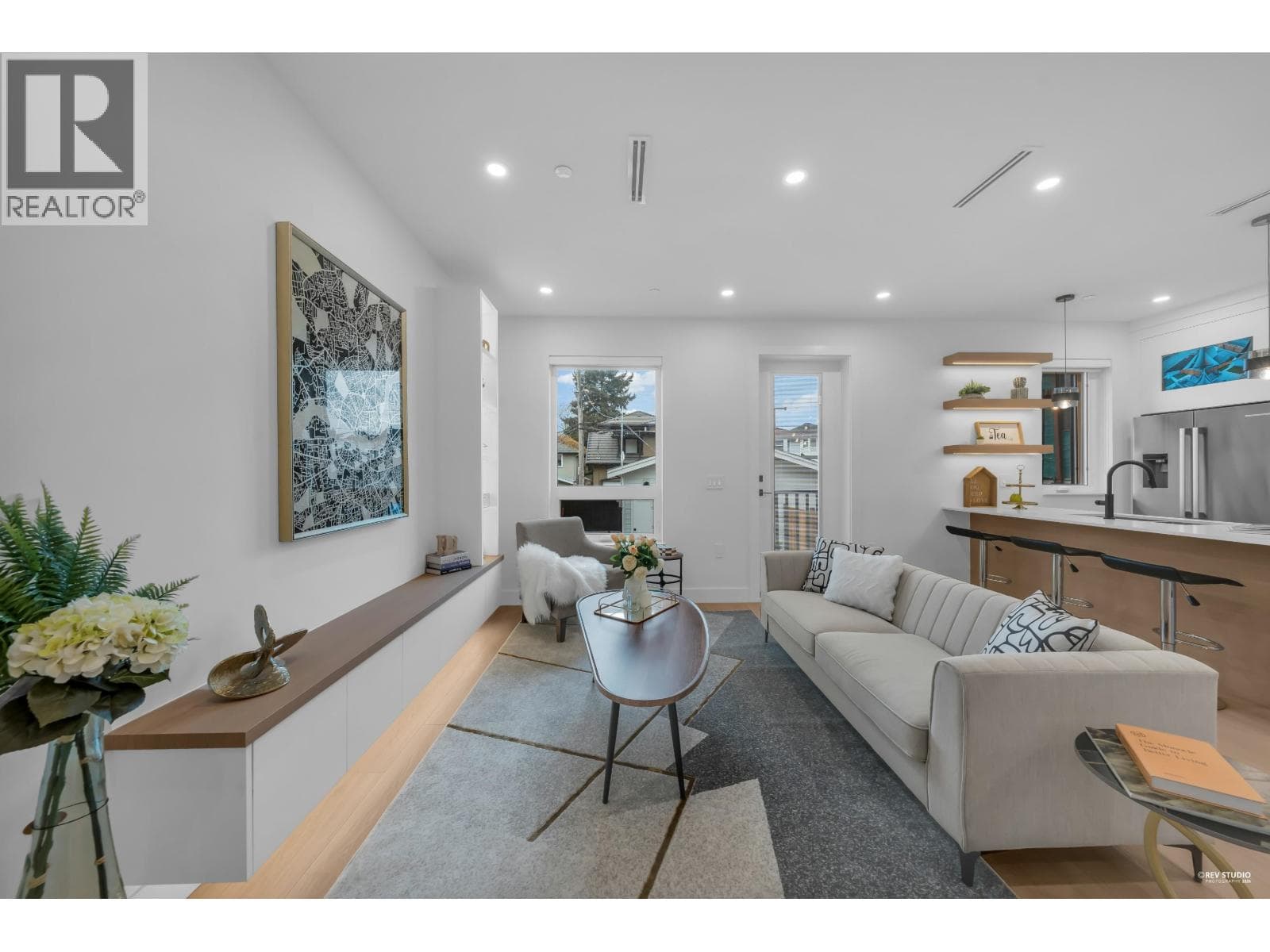 2713 CHEYENNE AVENUE — main photo