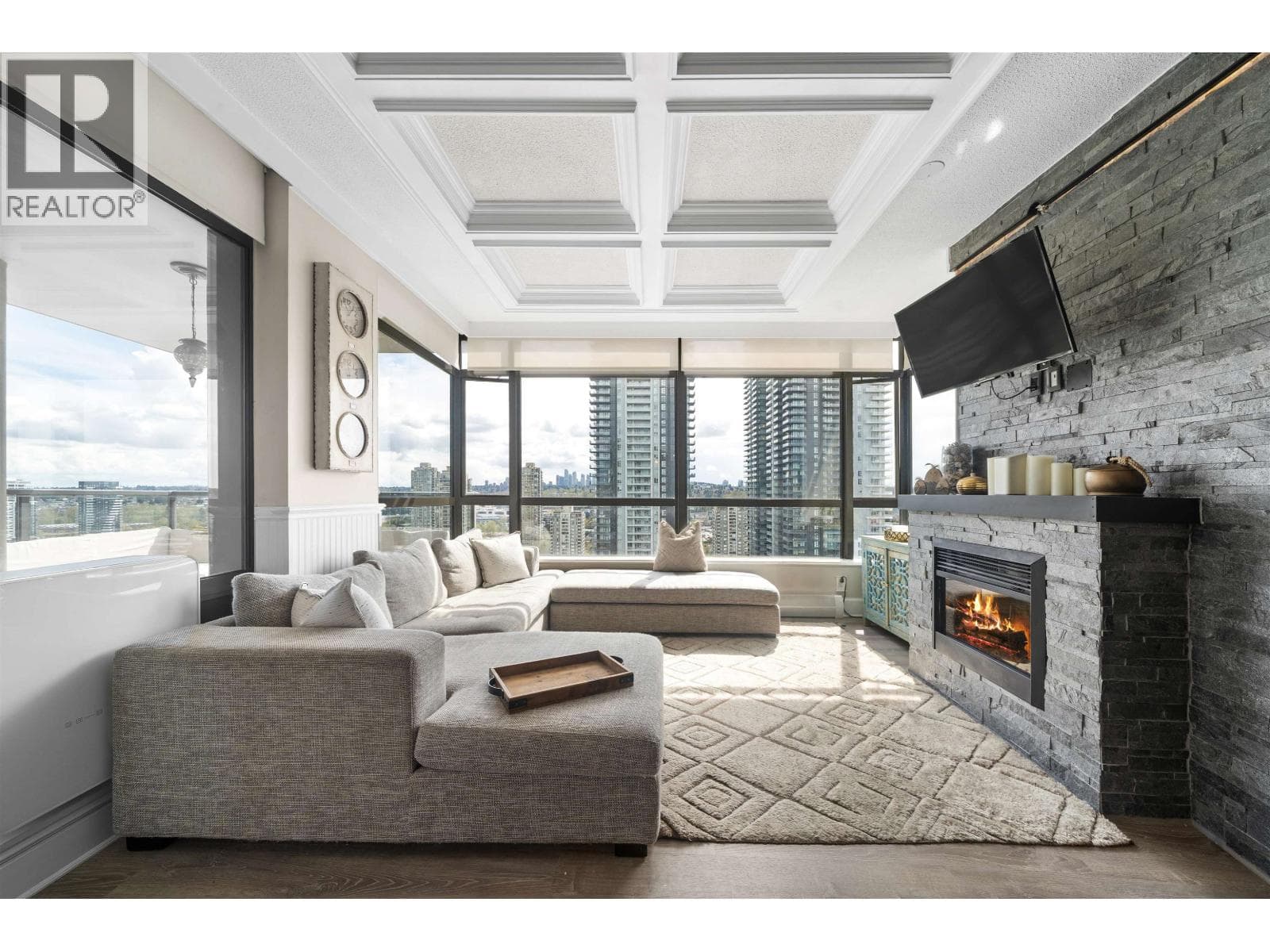 1906 4132 HALIFAX STREET — photo 3