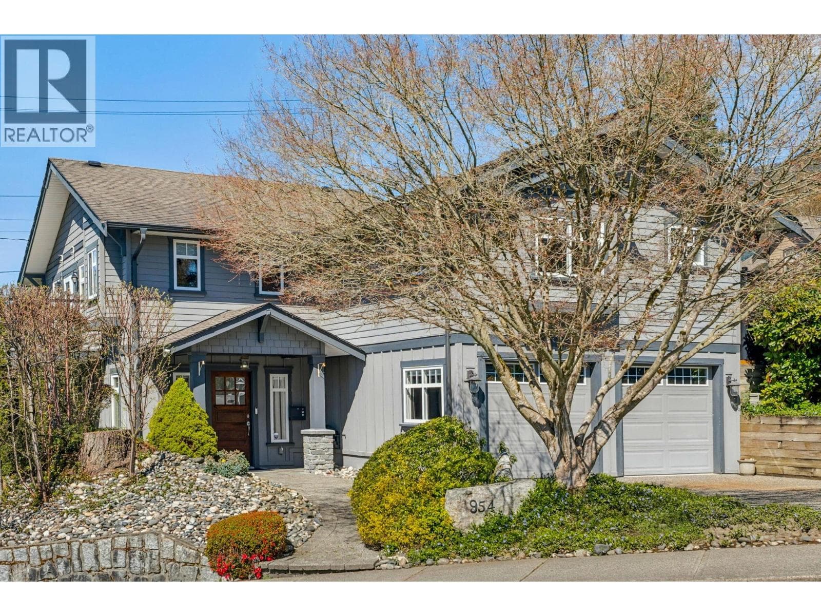 954 TUDOR AVENUE — main photo