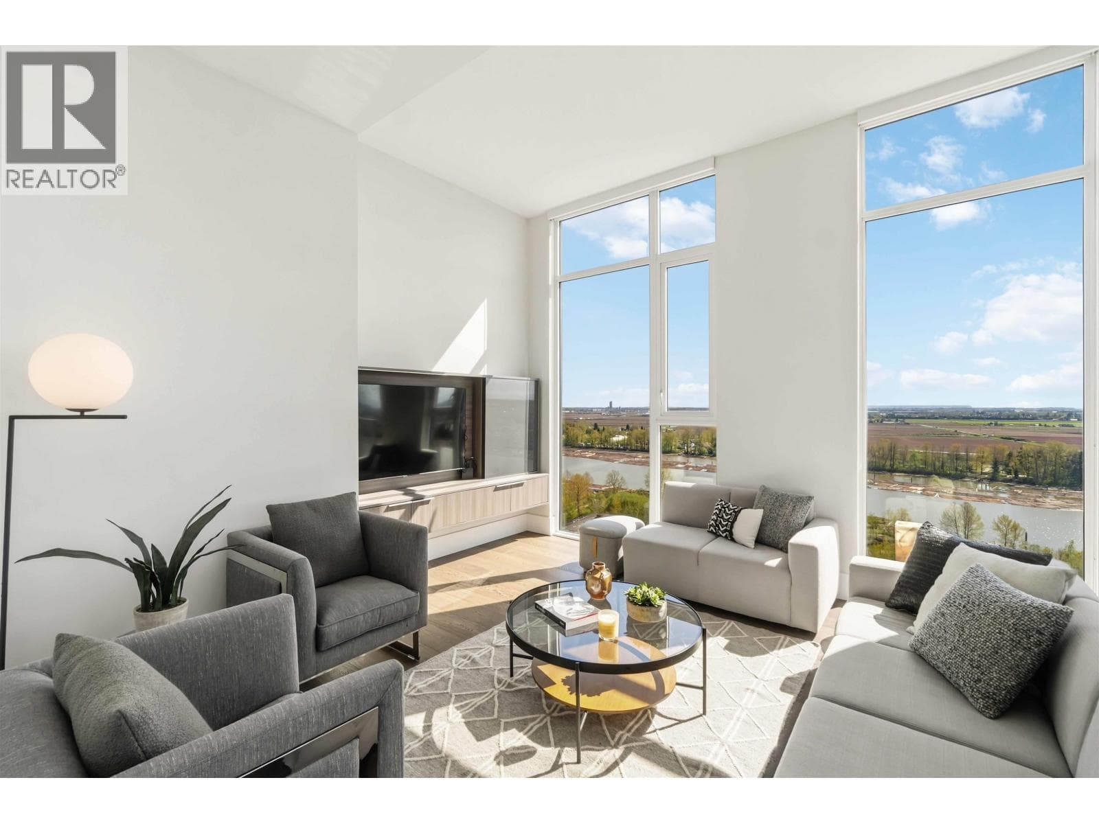 2506 3538 SAWMILL CRESCENT — photo 2