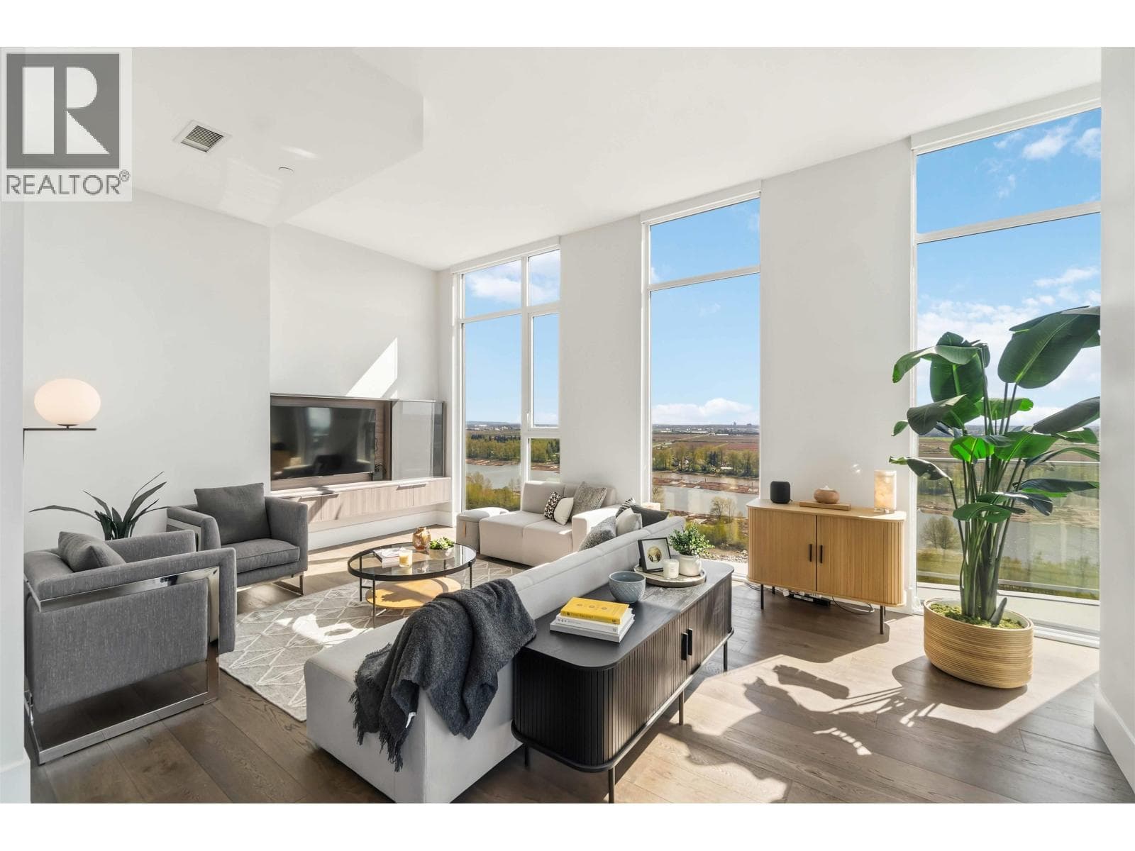 2506 3538 SAWMILL CRESCENT — main photo