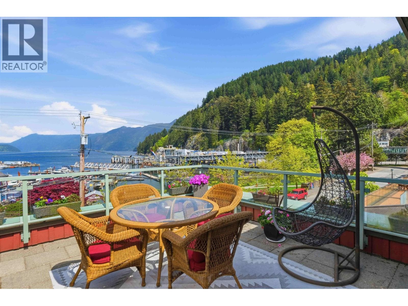 PH 1 6688 ROYAL AVENUE — photo 2