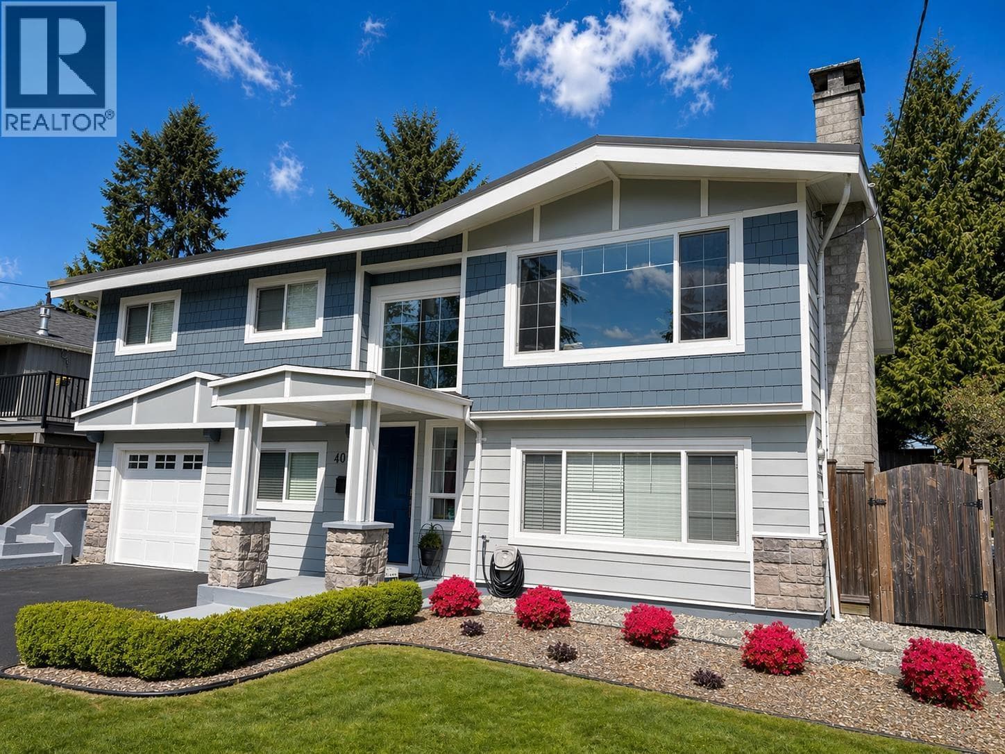 4072 VIOLET STREET — photo 3