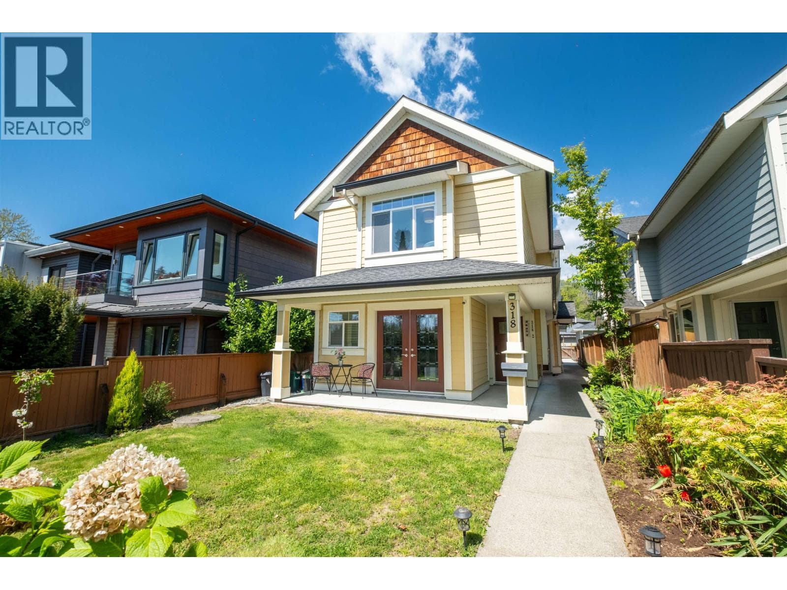 318 W 18TH STREET — main photo