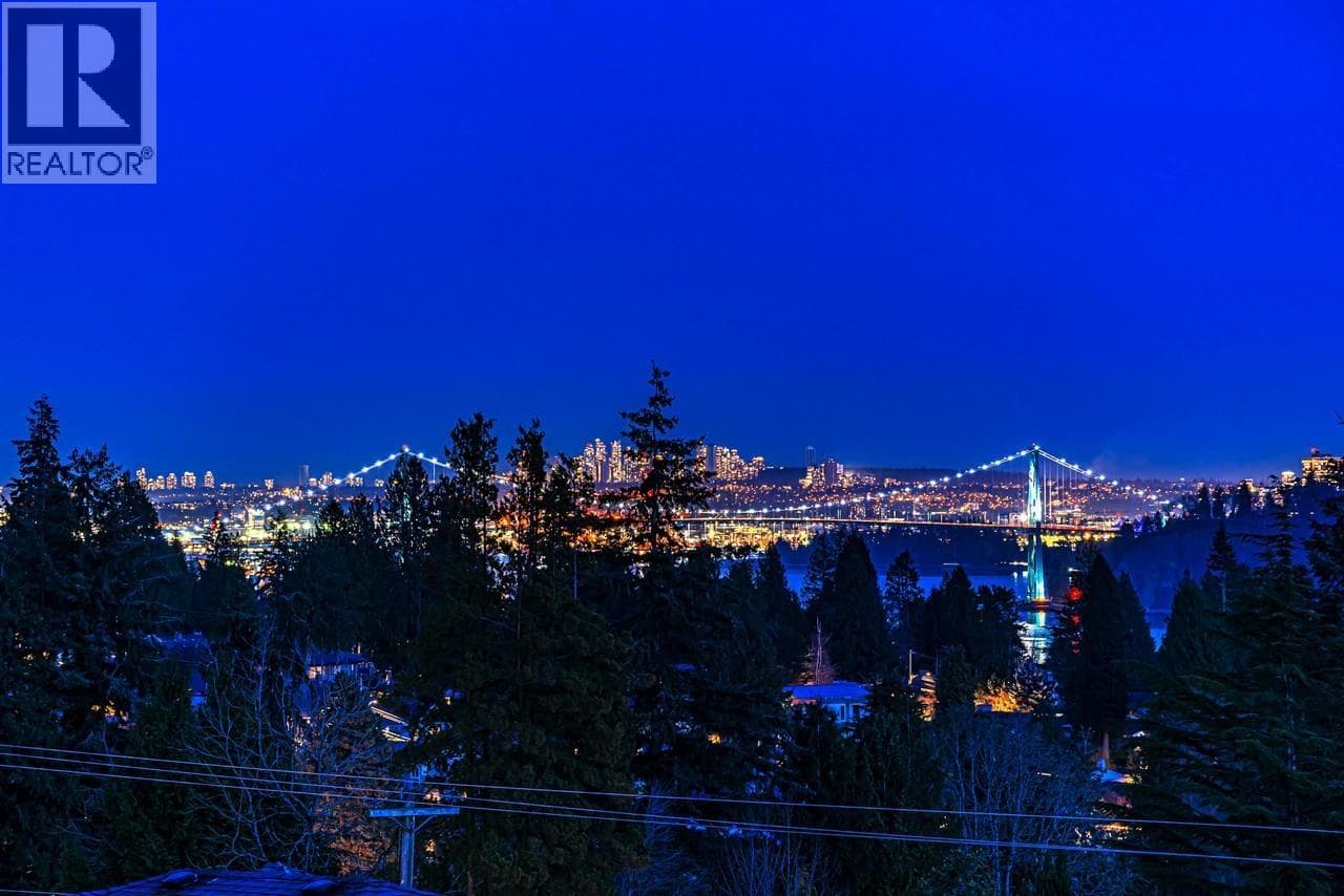 2272 NELSON AVENUE — photo 2