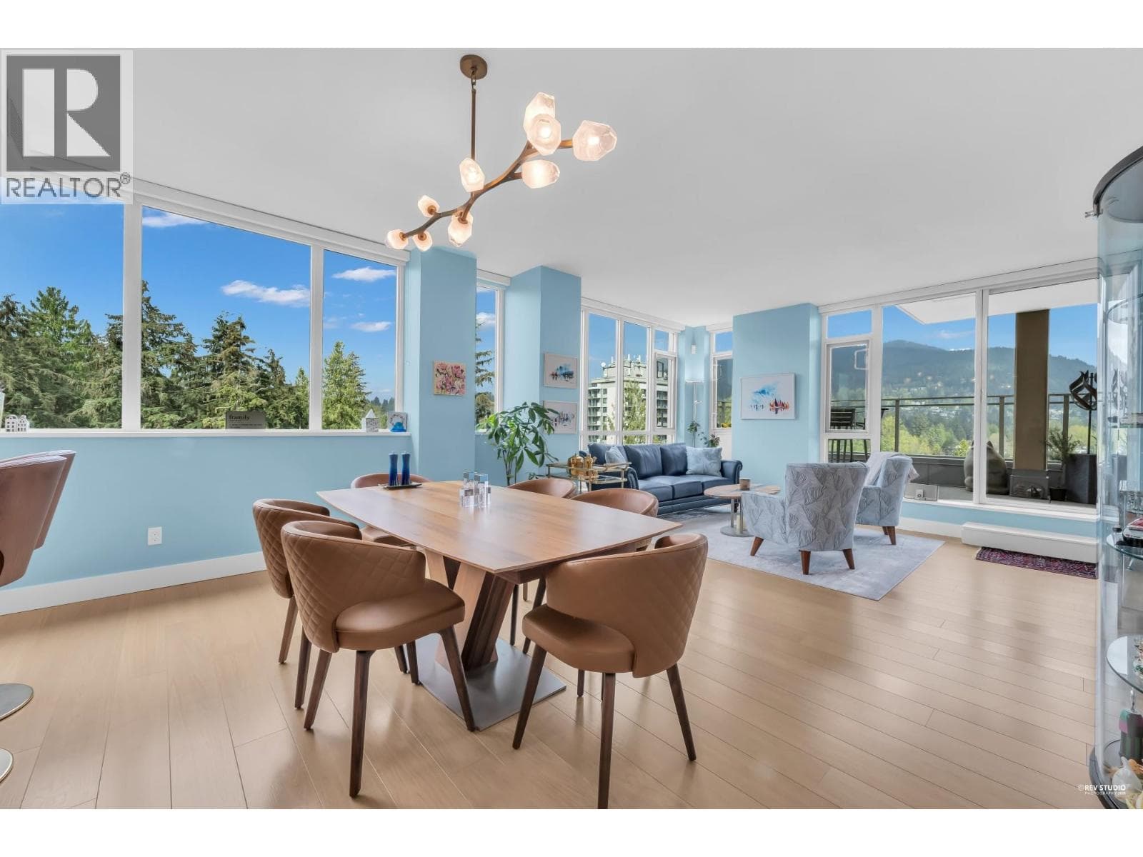 1101 2375 EMERY COURT — main photo