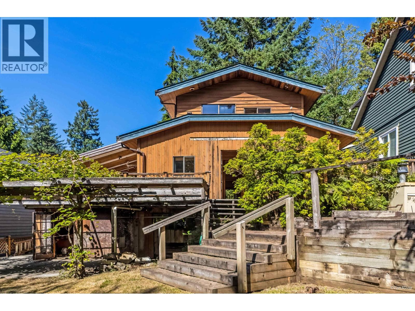 4585 RAEBURN STREET — photo 2