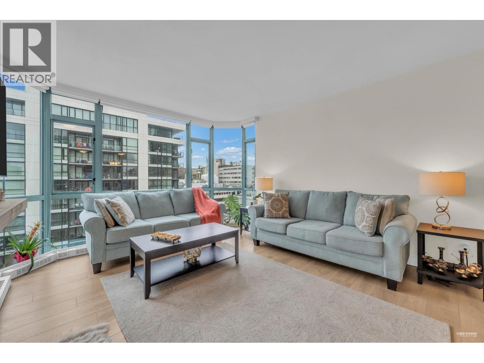 801 140 E 14 STREET — photo 3