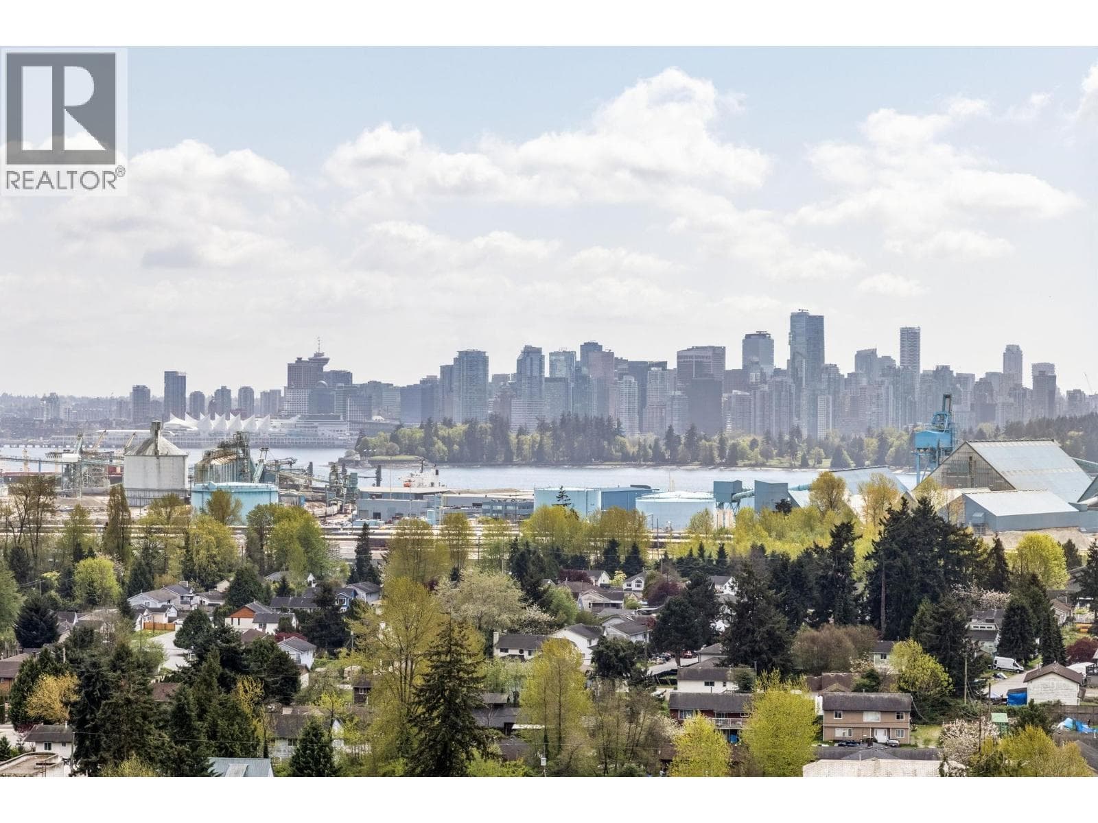 1504 1632 LIONS GATE LANE — main photo